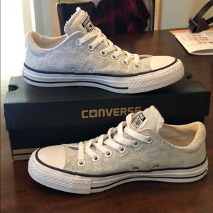 Converse Chuck Taylor Madison Sneakers